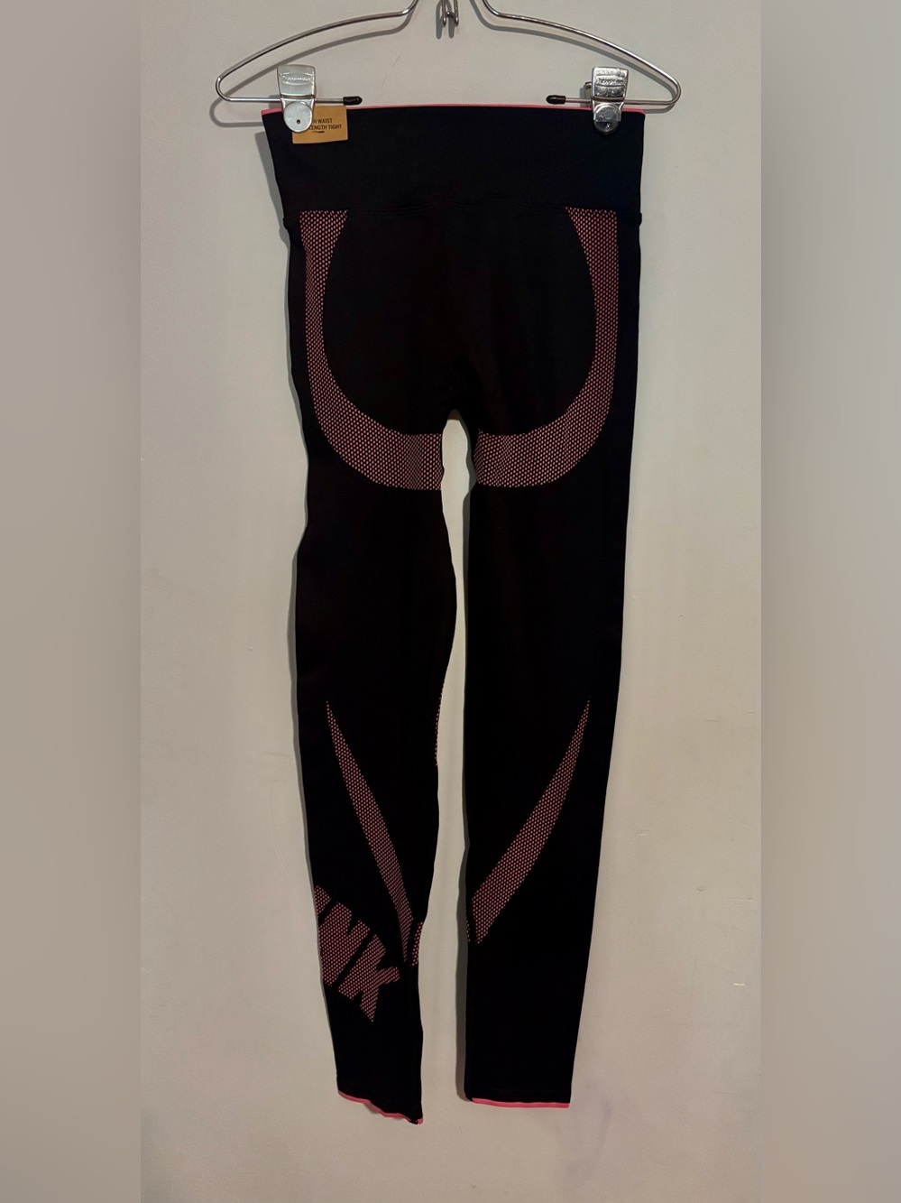 🆕 PINK Victoria's Secret Seamless Leggings Size Medium. #R